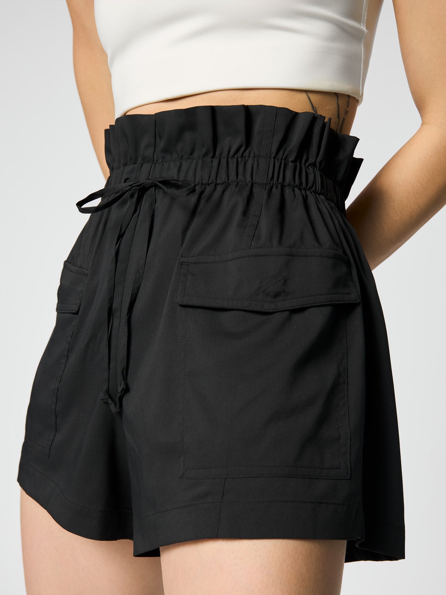 Girlfriend-Collective-Cora-Pocket-Shorts-Black.jpg